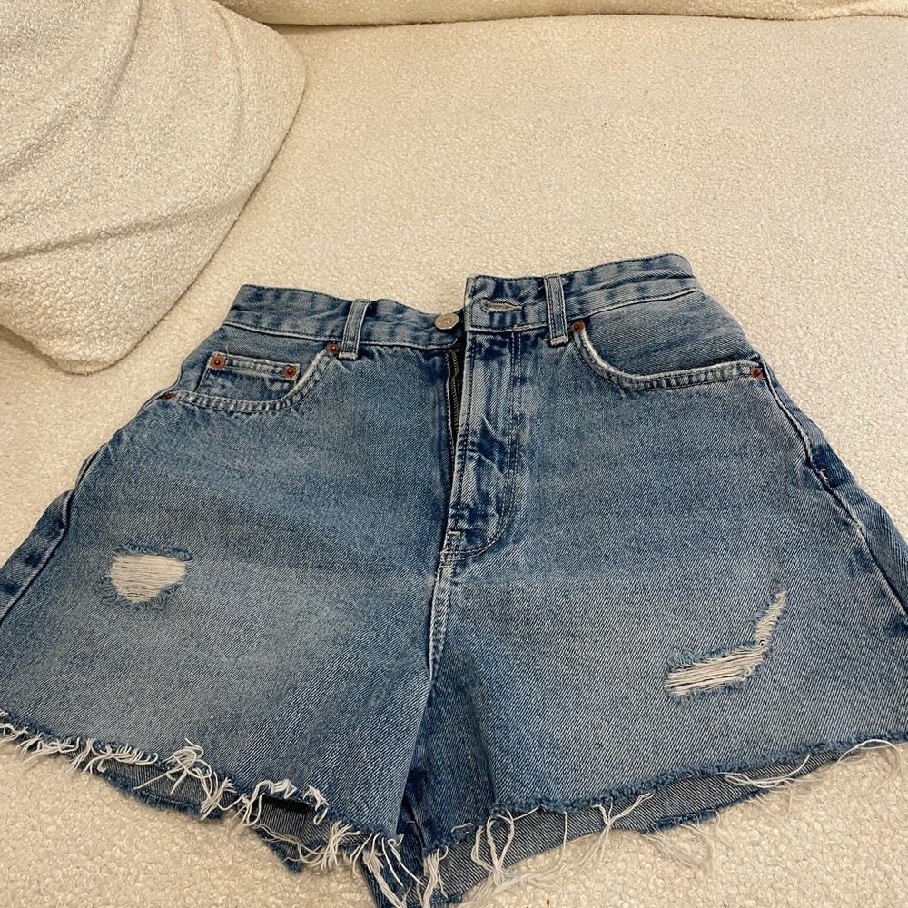 Stradivarius high waisted Jean Shorts